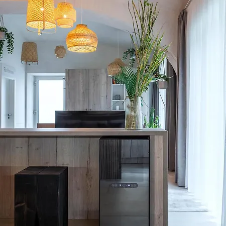 Moderni A Utulne Na Statku Z Roku 1880 Apartment