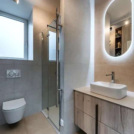 Moderni A Utulne Na Statku Z Roku 1880 Apartment *