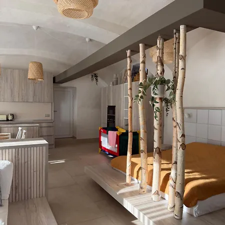 Moderni A Utulne Na Statku Z Roku 1880 * Prag